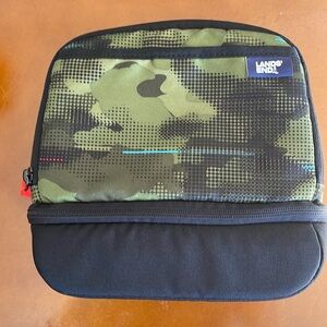 Lands’ End Lunch Box Bag- very nice Condition